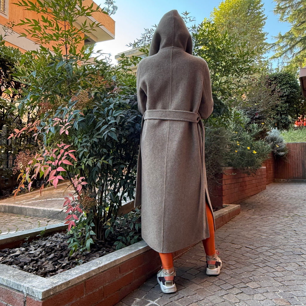 Camel hooded wool coat limited edition