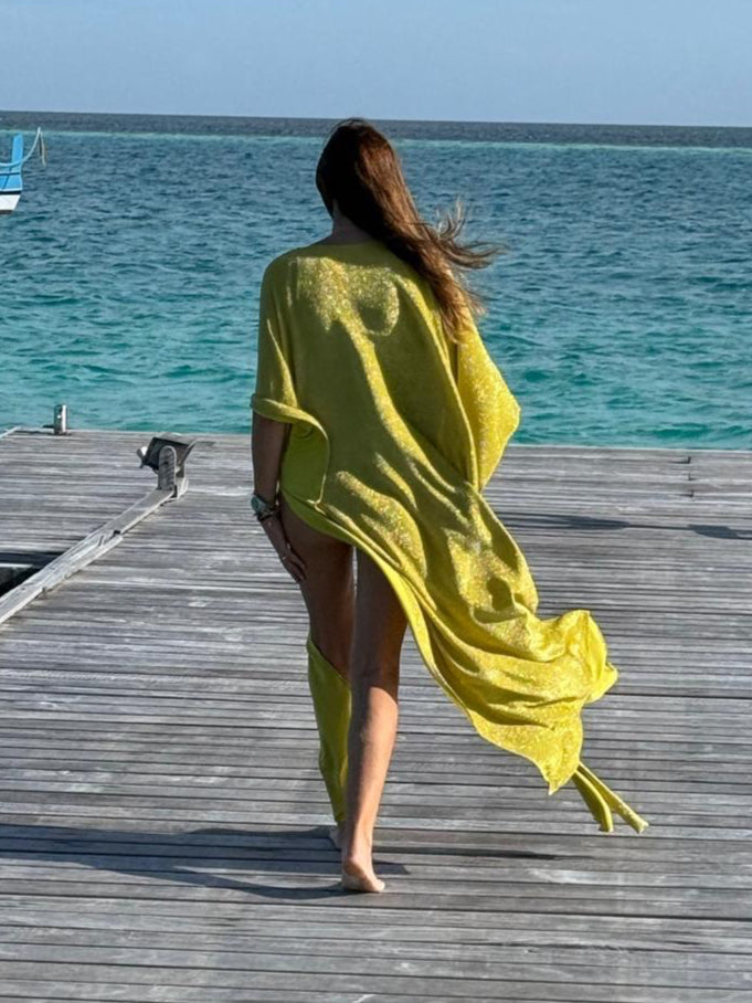 Woman wearing a long caftan